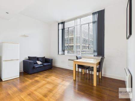 1 bedroom Apartment to let in St Peters Close, City Centre, Sheffield, S1