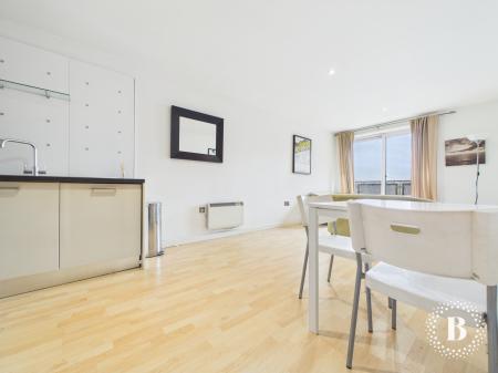 1 bedroom Apartment to let in 211 Ecclesall Road, Ecclesall Road, Sheffield, S11