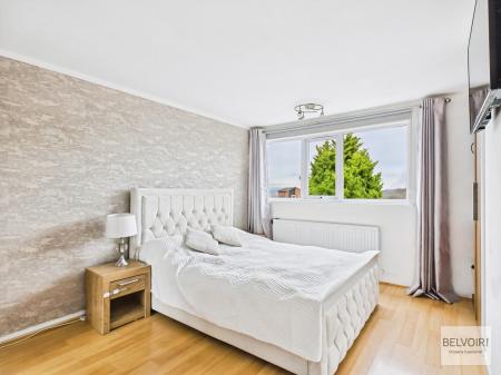 3 bedroom Terraced House for sale in Samuel Place, Sheffield, S2