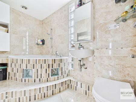 3 bedroom Terraced House for sale in Samuel Place, Sheffield, S2