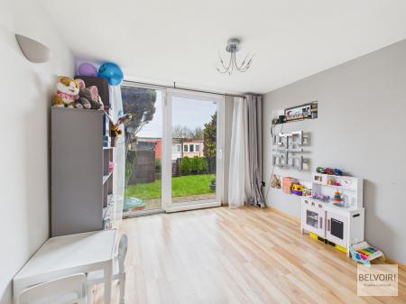 3 bedroom Terraced House for sale in Samuel Place, Sheffield, S2