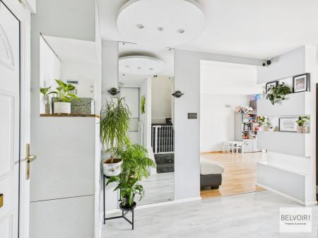 3 bedroom Terraced House for sale in Samuel Place, Sheffield, S2