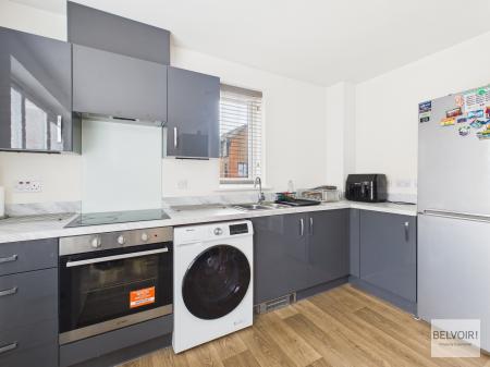 4 bedroom Town house for sale in Manor Park Crescent, Sheffield, S2