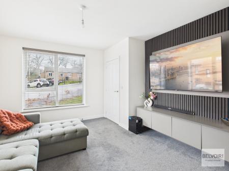 4 bedroom Town house for sale in Manor Park Crescent, Sheffield, S2