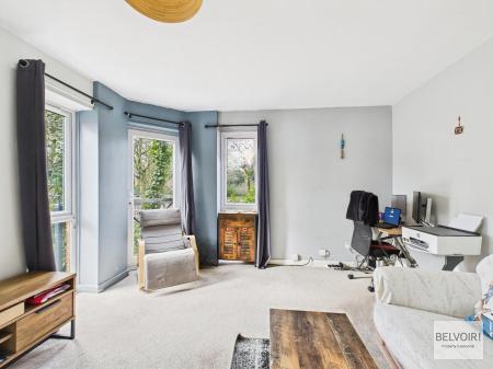 1 bedroom Apartment for sale in Headford Gardens, Crookesmoor, Sheffield, S3