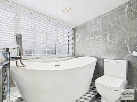 4 bedroom Detached house for sale in Stanley Road, Chapeltown, Sheffield, S35