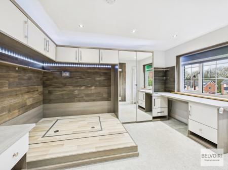 4 bedroom Detached house for sale in Stanley Road, Chapeltown, Sheffield, S35