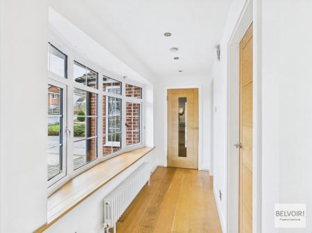 4 bedroom Detached house for sale in Stanley Road, Chapeltown, Sheffield, S35