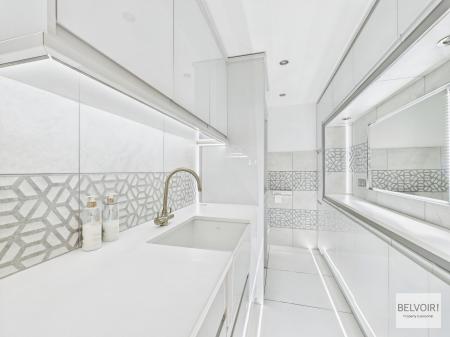 4 bedroom Detached house for sale in Stanley Road, Chapeltown, Sheffield, S35