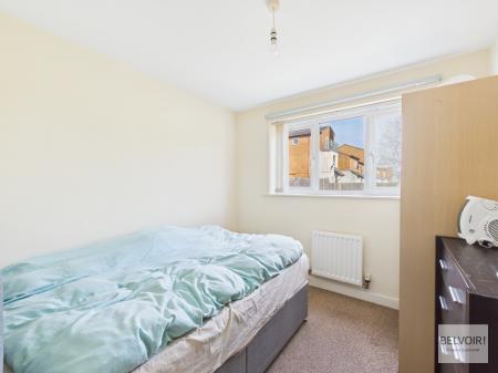 2 bedroom Flat for sale in Kenninghall Road, Norfolk Park, Sheffield, S2