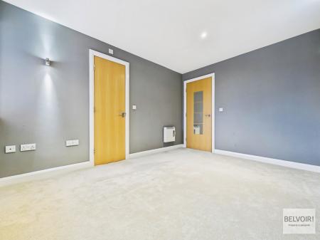 2 bedroom Apartment to let in 54 Holywell Heights, Wincobank, Sheffield, S4