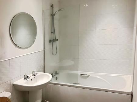 1 bedroom Apartment to let in 323 Bramall Lane, Highfield, Sheffield, S2