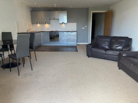 1 bedroom Apartment to let in 323 Bramall Lane, Highfield, Sheffield, S2