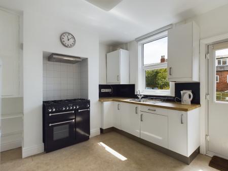 3 bedroom Terraced House to let in Parkfield Place, Sharrow, Sheffield, S2