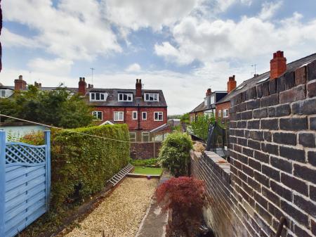 3 bedroom Terraced House to let in Parkfield Place, Sharrow, Sheffield, S2
