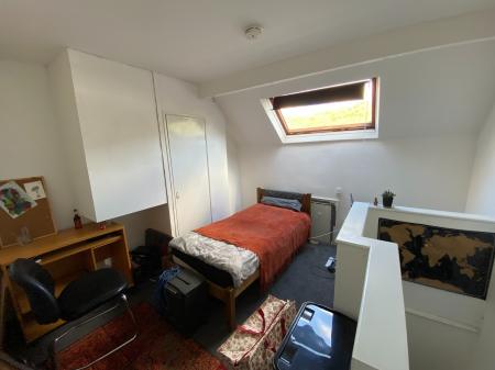 3 bedroom Terraced House to let in City Road, Sheffield Park, Sheffield, S2