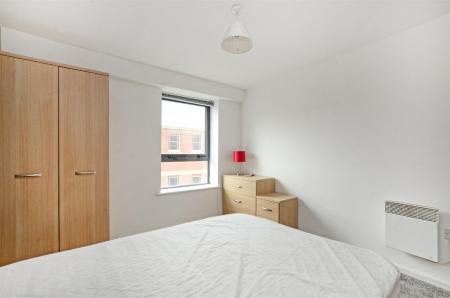 2 bedroom Flat to let in Dun Street, Kelham Island, Sheffield, S3