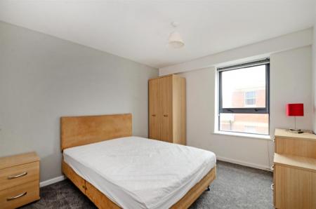 2 bedroom Flat to let in Dun Street, Kelham Island, Sheffield, S3