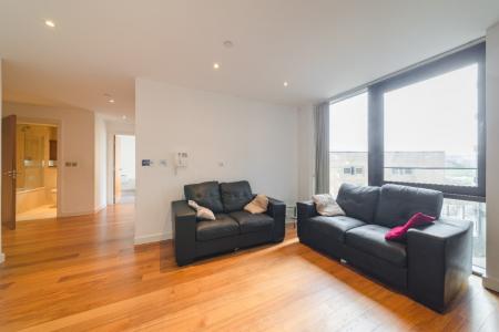 2 bedroom Apartment to let in St Pauls Square, City Centre, Sheffield, S1