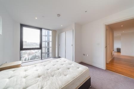 2 bedroom Apartment to let in St Pauls Square, City Centre, Sheffield, S1