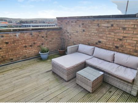 3 bedroom Semi-detached house for sale in Castle Croft Drive, Sheffield, S2