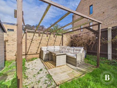 3 bedroom Semi-detached house for sale in Castle Croft Drive, Sheffield, S2