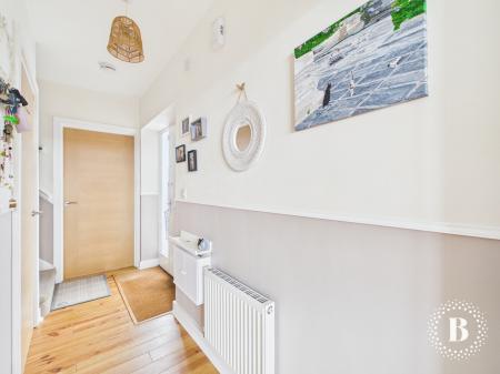 3 bedroom Semi-detached house for sale in Castle Croft Drive, Sheffield, S2