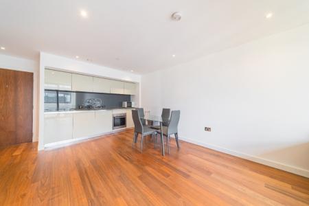 2 bedroom Apartment to let in St Pauls Square, City Centre, Sheffield, S1