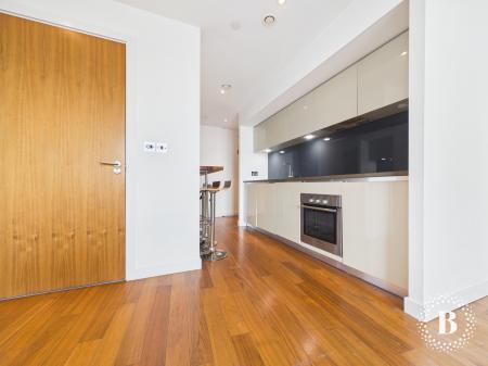 2 bedroom Apartment to let in St Pauls Square, City Centre, Sheffield, S1