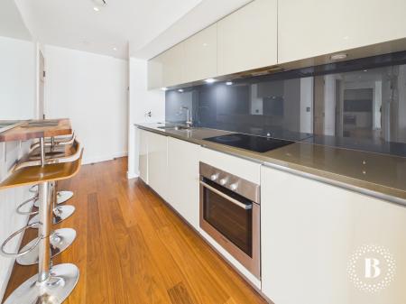 2 bedroom Apartment to let in St Pauls Square, City Centre, Sheffield, S1