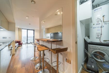 2 bedroom Flat to let in St Pauls Square, City Centre, Sheffield, S1