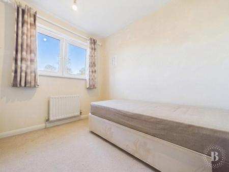 2 bedroom Apartment for sale in Beeches Bank, Norfolk Park, Sheffield, S2
