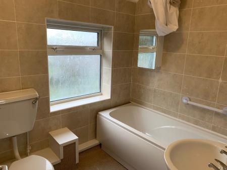 3 bedroom Semi-detached house to let in Nuttall Place, Manor Castle, Sheffield, S2