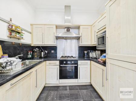 2 bedroom Apartment for sale in 96a The Grange, Tapton Crescent, Sheffield, S10