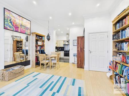 2 bedroom Apartment for sale in 96a The Grange, Tapton Crescent, Sheffield, S10