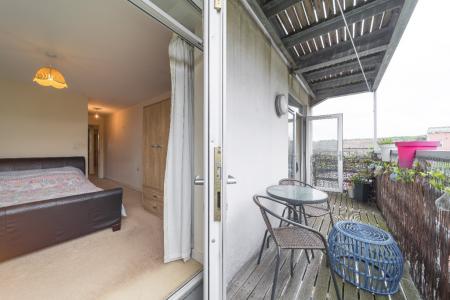 2 bedroom Apartment to let in 323 Bramall Lane, Highfield, Sheffield, S2