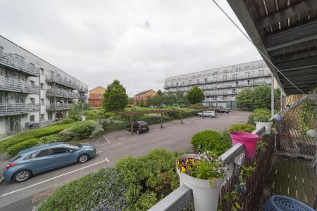 2 bedroom Apartment to let in 323 Bramall Lane, Highfield, Sheffield, S2