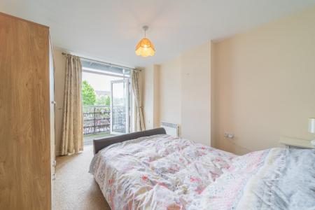 2 bedroom Apartment to let in 323 Bramall Lane, Highfield, Sheffield, S2