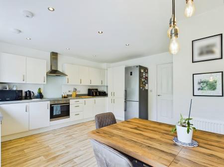 3 bedroom Semi-detached house for sale in Mersey Way, Norfolk Park, Sheffield, S2