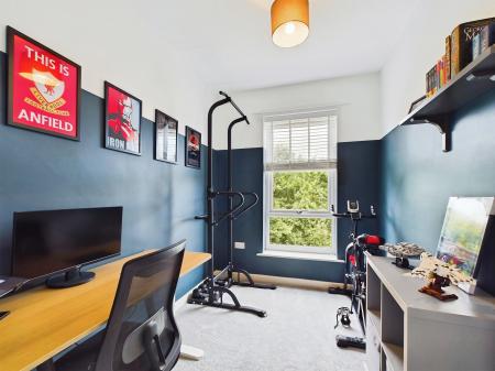 3 bedroom Semi-detached house for sale in Mersey Way, Norfolk Park, Sheffield, S2