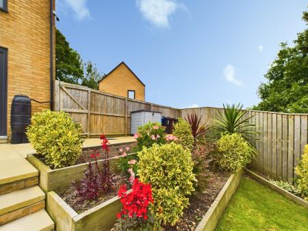 3 bedroom Semi-detached house for sale in Mersey Way, Norfolk Park, Sheffield, S2