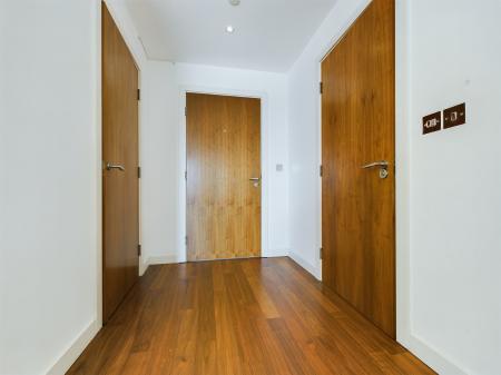 2 bedroom Apartment to let in St Pauls Square, City Centre, Sheffield, S1