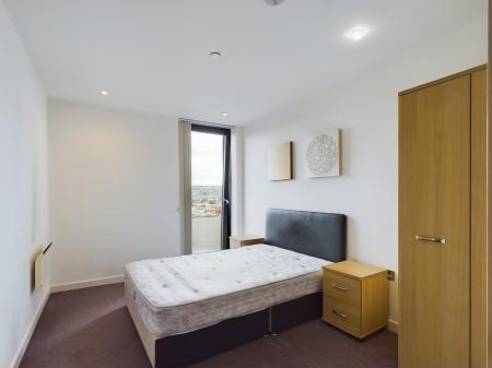 2 bedroom Apartment to let in St Pauls Square, City Centre, Sheffield, S1