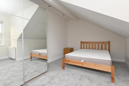 3 bedroom Duplex to let in Ecclesall Road, Ecclesall, Sheffield, S11