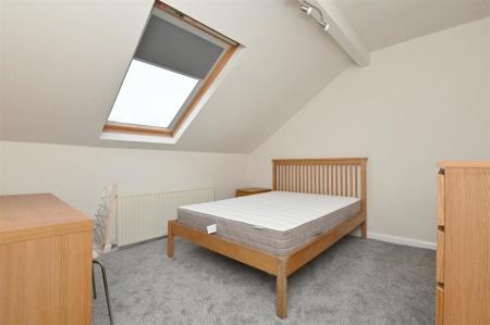 3 bedroom Duplex to let in Ecclesall Road, Ecclesall, Sheffield, S11