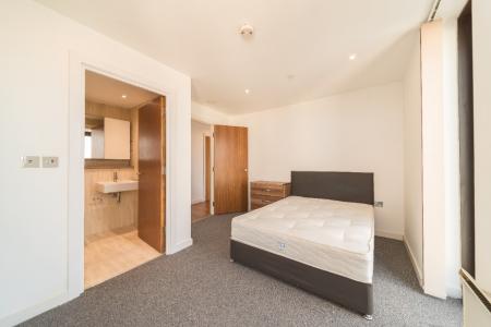 2 bedroom Apartment to let in St Pauls Square, City Centre, Sheffield, S1