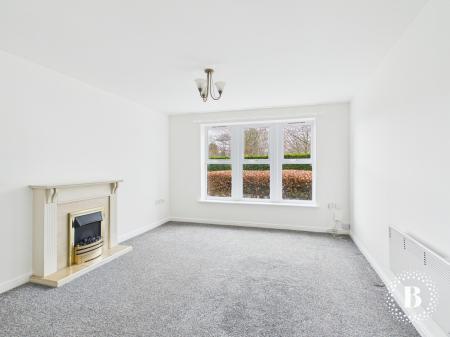 2 bedroom Flat to let in Keepers Close, Firth Park, Sheffield, S5