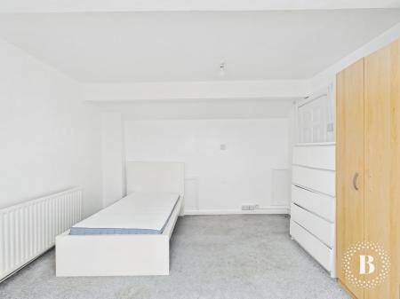 3 bedroom Terraced House for sale in Holland Road, Sheffield, S2