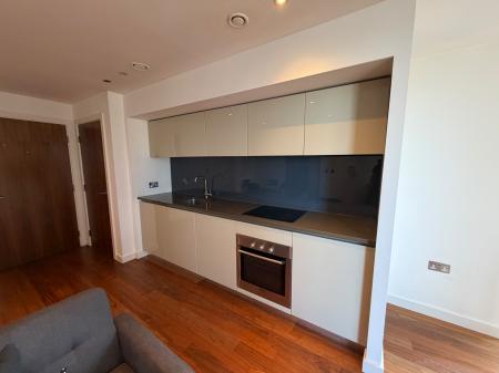 1 bedroom Apartment to let in St Pauls Square, City Centre, Sheffield, S1