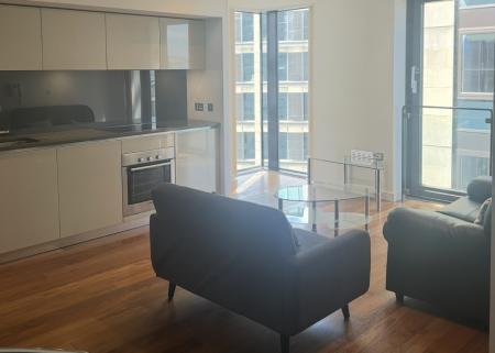1 bedroom Apartment to let in St Pauls Square, City Centre, Sheffield, S1